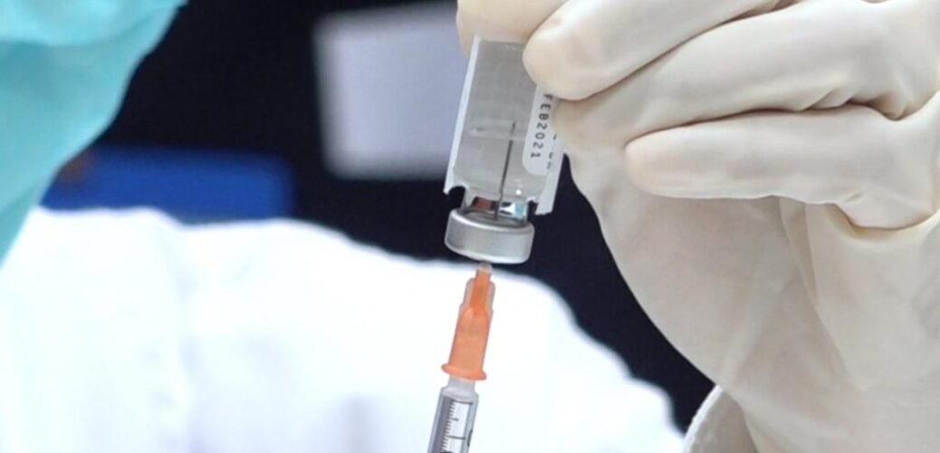 20220110_醫院藥劑師學會倡為兒童適量注射復必泰　建立免疫屏障